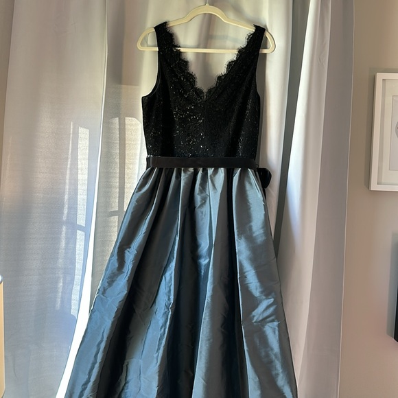 Aidan Matton Evening Gown - Picture 1 of 9